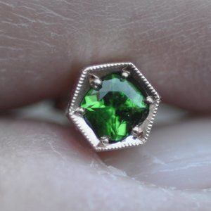 Cushion Emerald Octagon Stud Earring 14k Rg - image 1